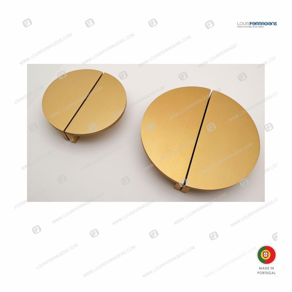 Puxador-asa-porta-moderna-semicircular-meia-lua-base-retangular-acabamento-dourado-escovado-300x150mm-lune-8mm-louriferragens-7 Puxador-asa-porta-moderna-semicircular-meia-lua-base-retangular-acabamento-dourado-escovado-300x150mm-lune-8mm-louriferragens-7